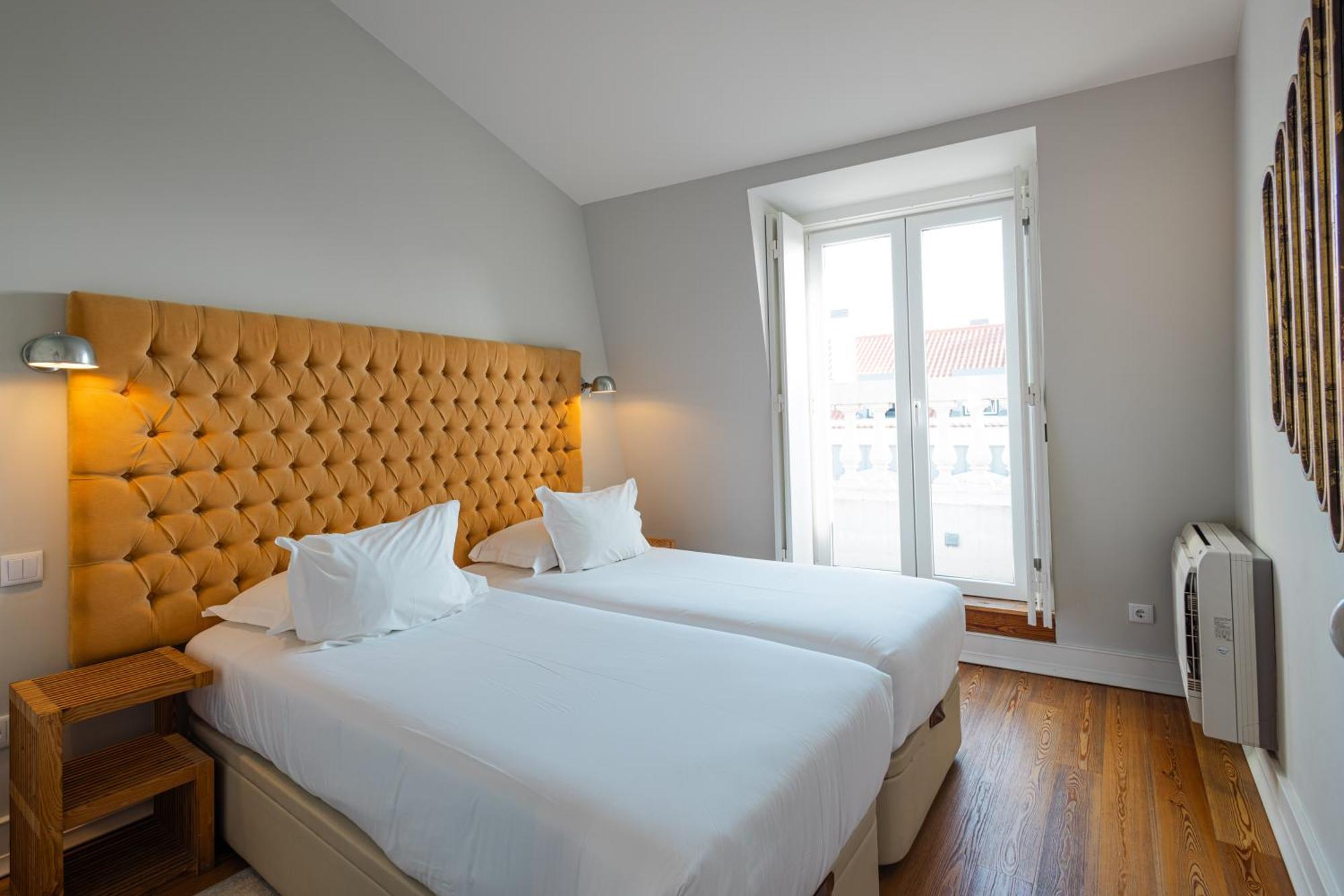 Almaria - Ex Libris Apartments | Chiado Lisbon Bagian luar foto