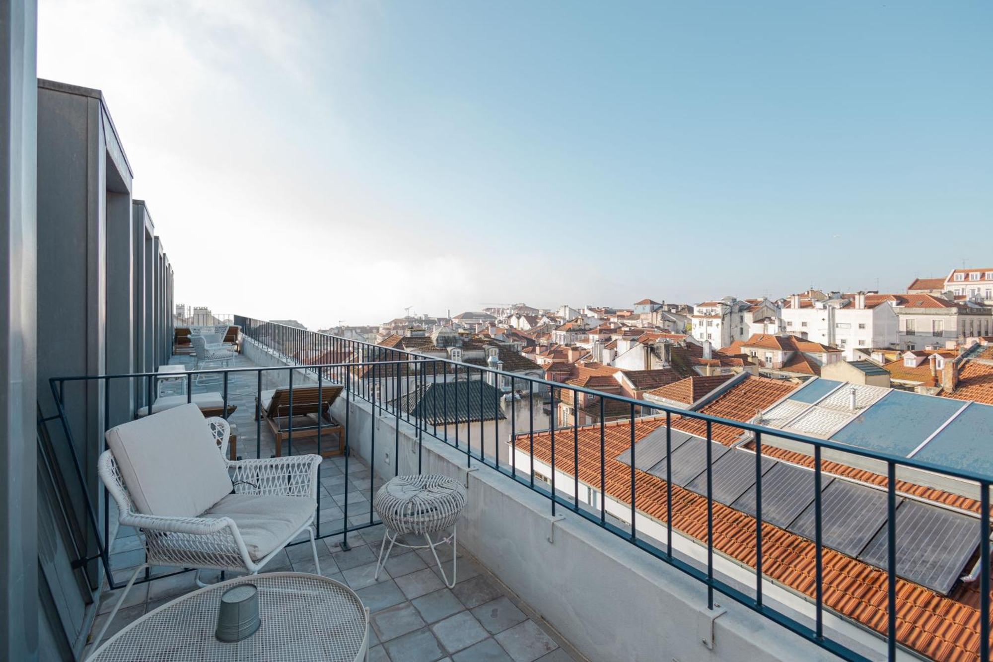 Almaria - Ex Libris Apartments | Chiado Lisbon Bagian luar foto