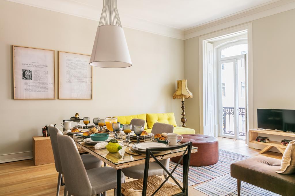 Almaria - Ex Libris Apartments | Chiado Lisbon Bagian luar foto